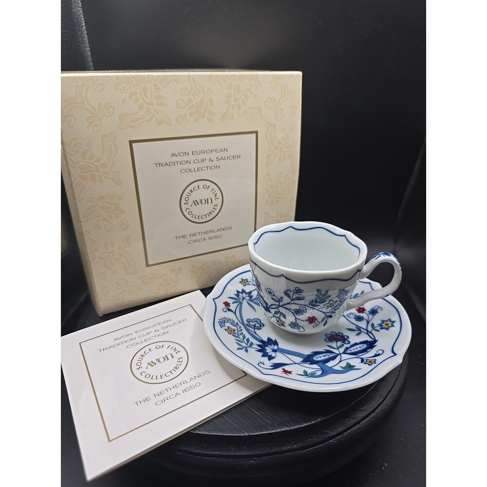 Avon Porcelain Netherlands Circa 1650 Vintage 1 7/8" Demitasse Cup & Saucer 1984